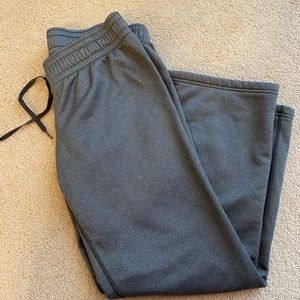 Gray women’s under Armour sweat pants